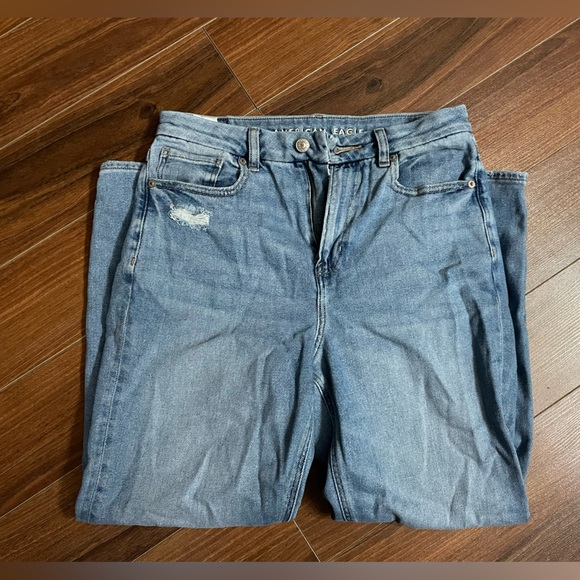 American Eagle Mom Jeans - Picture 2 of 2